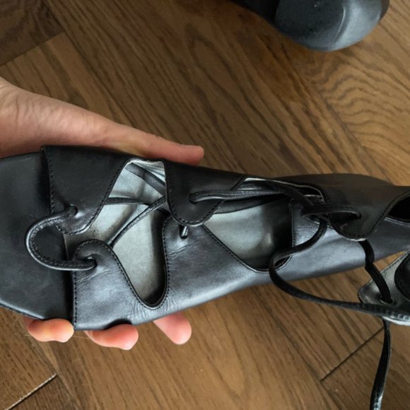 Kenneth Cole Black Flat Tall Gladiator Sandals - Picture 8 of 8